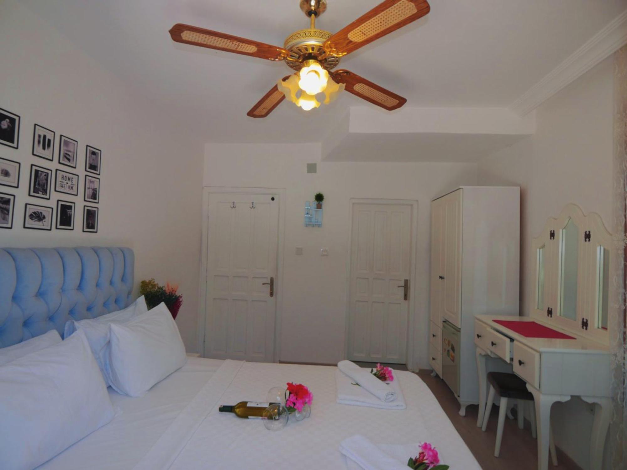 Papermoon Hotel & Apartments คาช ภายนอก รูปภาพ